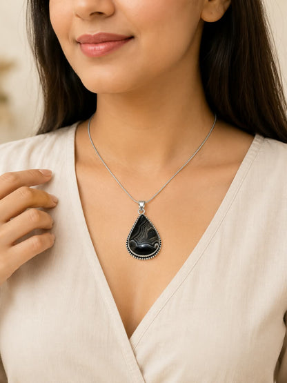 Black Sulemani Pendant